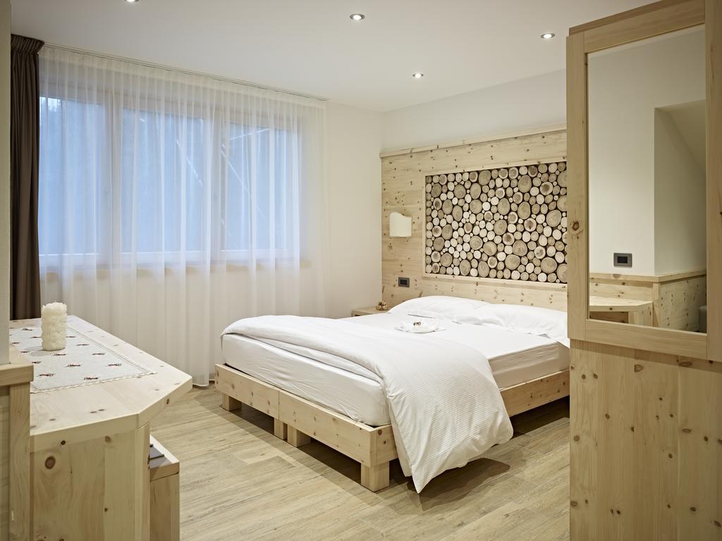 מדונה די קמפיליו B&B Augusto מראה חיצוני תמונה